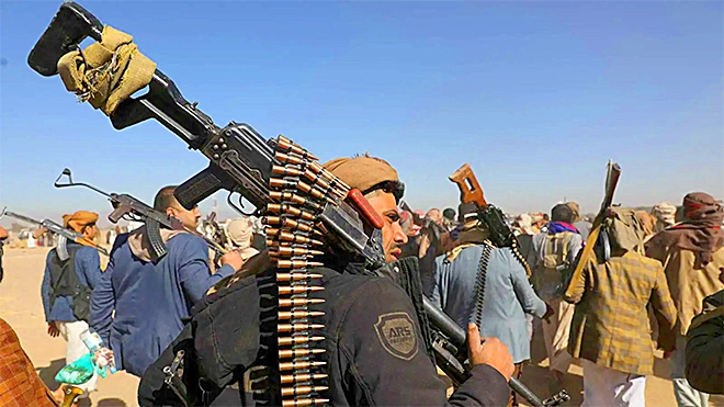 بين مأرب والبحر الأحمر.. الحوثيون يدفعون بقواتهم نحو الثروة النفطية